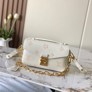 Louis Vuitton Cream and Gold Crossbody Bag